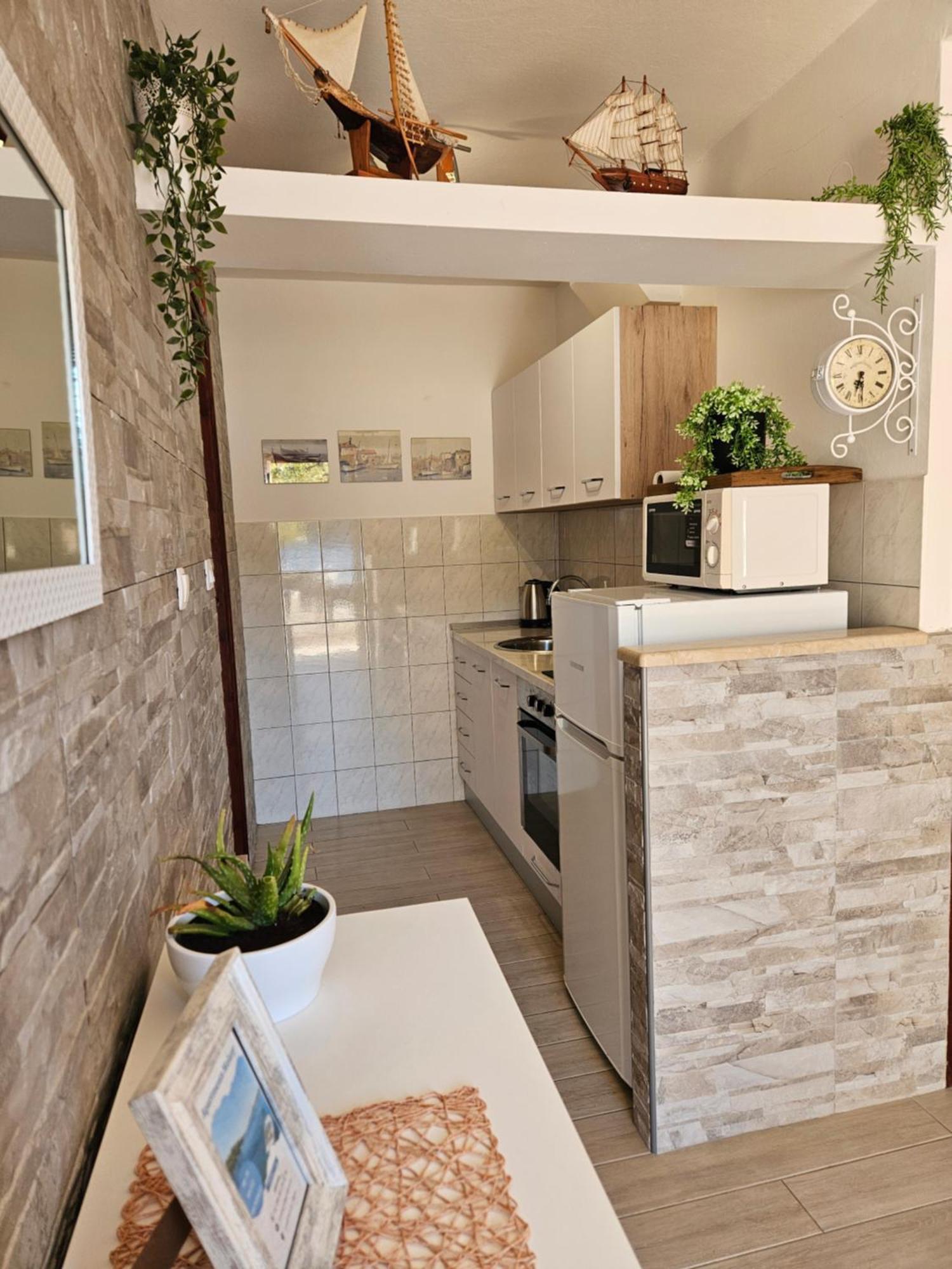 Apartments Melany سلانو المظهر الخارجي الصورة